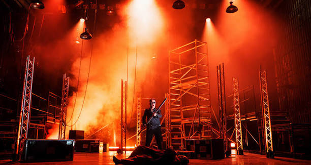 Stage lighting equipment supplier